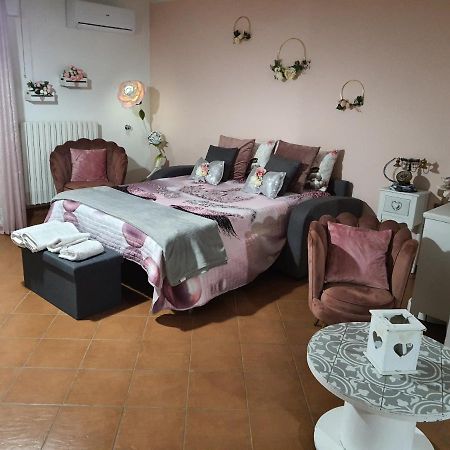 Shabby Chic Rooms Con Cucina E Giardino Privato Pomarico Zewnętrze zdjęcie