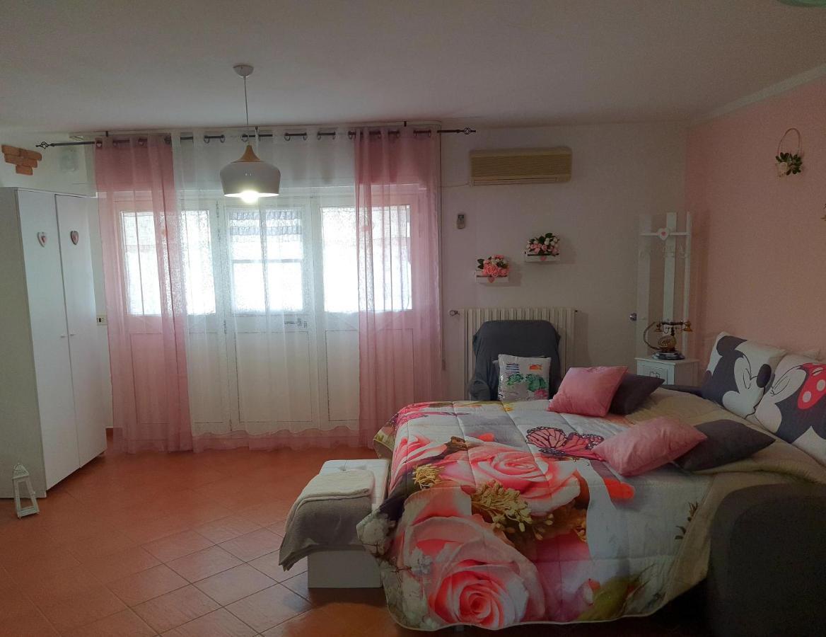 Shabby Chic Rooms Con Cucina E Giardino Privato Pomarico Zewnętrze zdjęcie