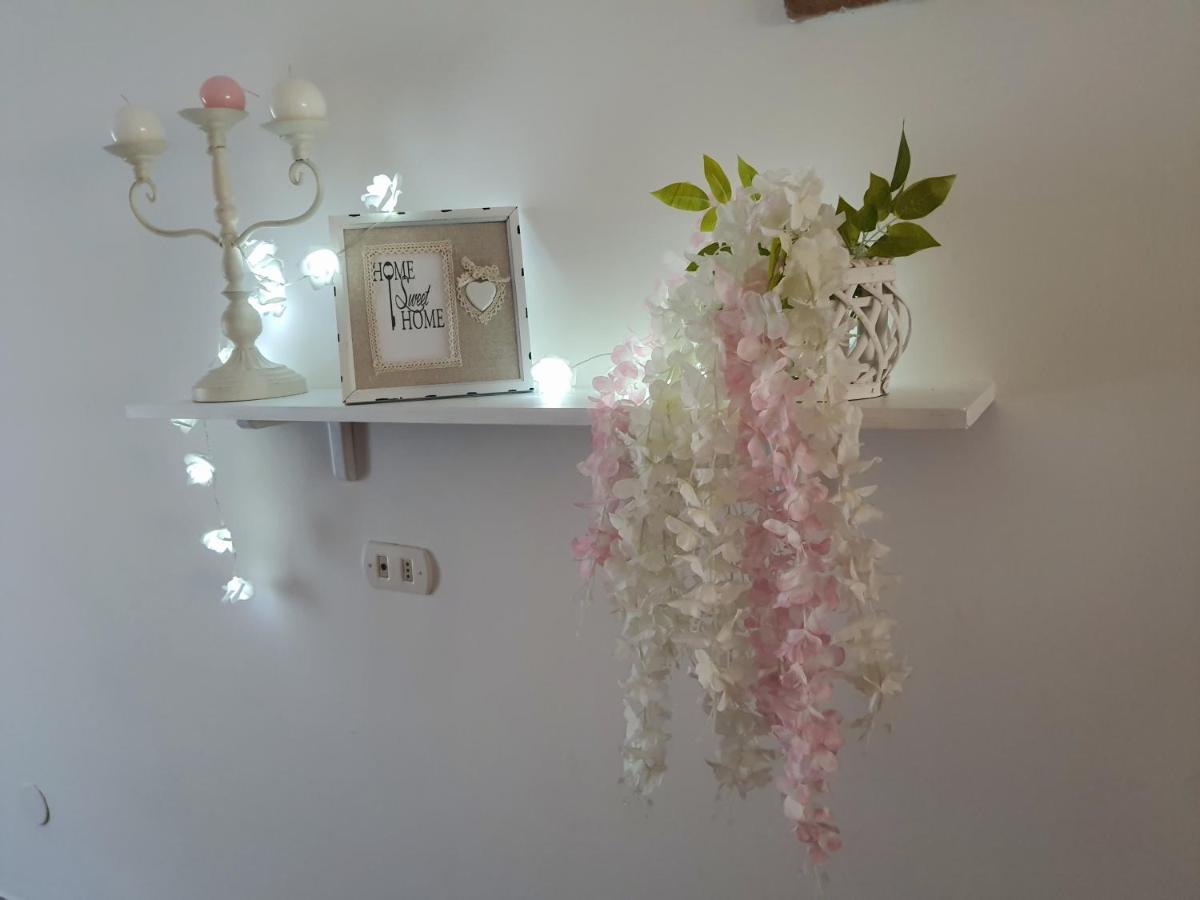 Shabby Chic Rooms Con Cucina E Giardino Privato Pomarico Zewnętrze zdjęcie