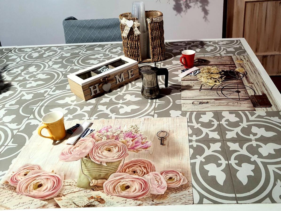 Shabby Chic Rooms Con Cucina E Giardino Privato Pomarico Zewnętrze zdjęcie