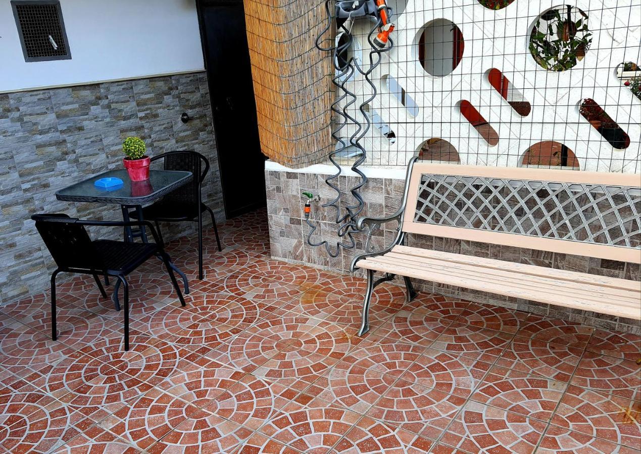 Shabby Chic Rooms Con Cucina E Giardino Privato Pomarico Zewnętrze zdjęcie