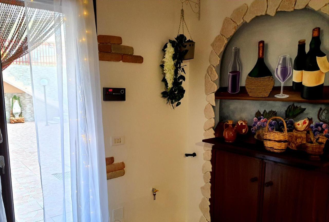 Shabby Chic Rooms Con Cucina E Giardino Privato Pomarico Zewnętrze zdjęcie