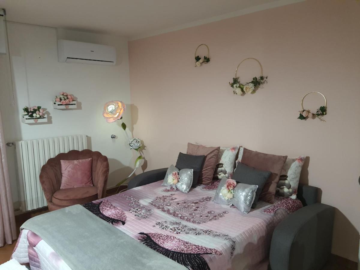 Shabby Chic Rooms Con Cucina E Giardino Privato Pomarico Zewnętrze zdjęcie